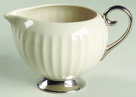 Bellmere Flutes Creamer