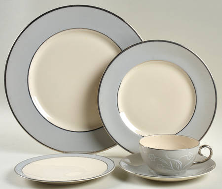 Brookmere 5 Piece Place Setting