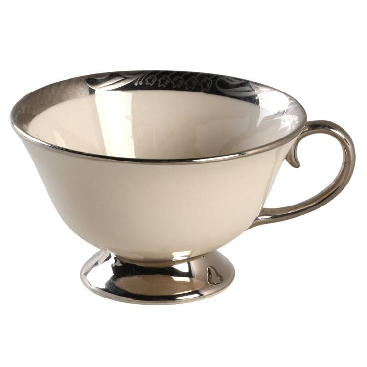 Bridal Wreath No Color Band Footed Cup