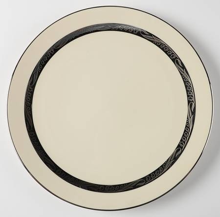 Bridal Wreath No Color Band Coupe Dinner Plate
