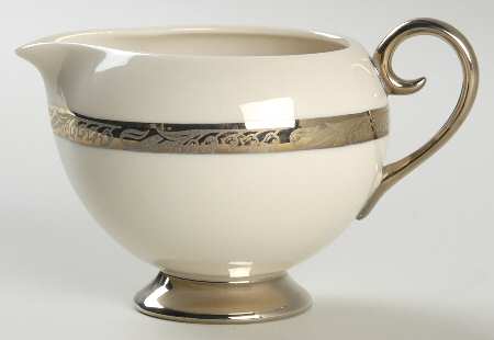 Bridal Wreath No Color Band Creamer