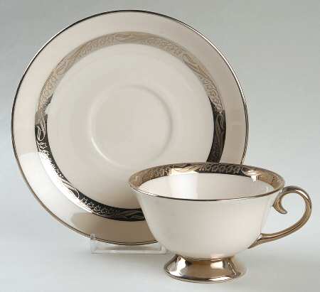Bridal Wreath No Color Band Footed Cup & Saucer Set
