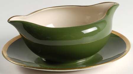 Contessa Spanish Green (Gold Trim, Coupe) Gravy Boat with Attached Underplate