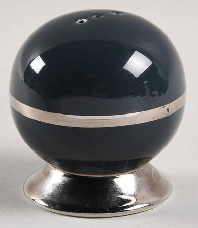 Contessa Teal Green (Platinum Trim, Coupe) Pepper Shaker