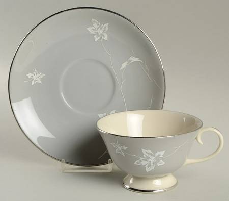Damask Leaf Grey Footed Cup & Saucer Set