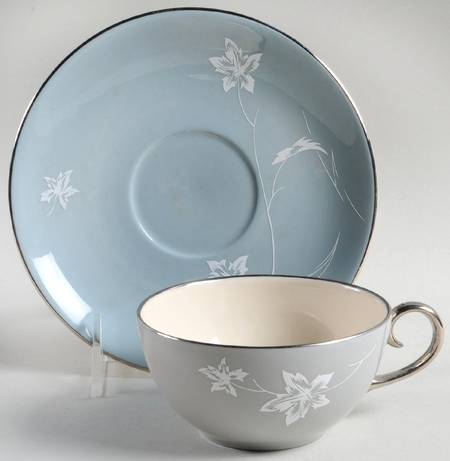Damask Leaf Grey Flat Cup & Saucer Set