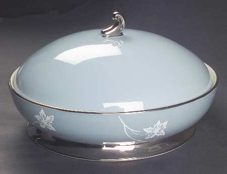 Damask Leaf Strata Blue Round Covered Vegetable