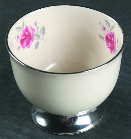 Delrose (Rim) Single Egg Cup