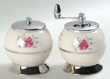 Delrose (Rim) Salt Mill & Pepper Mill Set