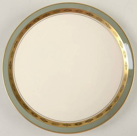First Lady Green (Platinum Trim, Coupe) Salad Plate