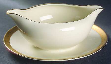 Georgian Rose No Color Band (Gold Trim, Coupe) Gravy Boat with Attached Underplate