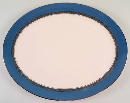 Grecian Key Mystic (Platinum Trim, Coupe) 15" Oval Serving Platter