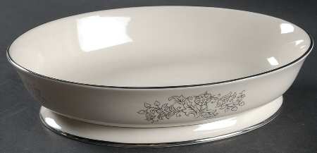 Madeira No Color Band (Rim) 9" Oval Vegetable Bowl