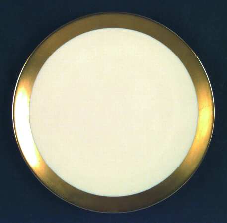 Marlo (Gold Trim, Coupe) Salad Plate