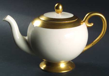 Marlo (Gold Trim, Rim, Verge) Teapot & Lid