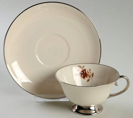 Marlys (Rim) Footed Cup & Saucer Set