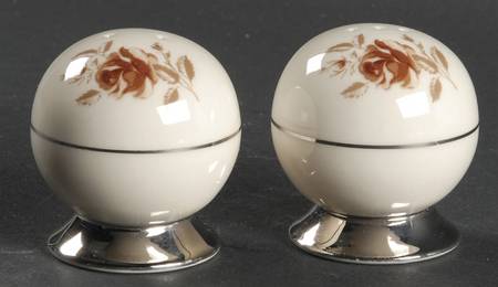 Marlys (Rim) Salt & Pepper Set