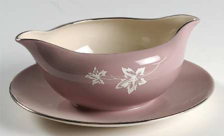 Misty Leaf Mauve Gravy Boat with Attached Underplate