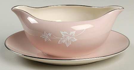 Misty Leaf Rose Gravy Boat with Attached Underplate