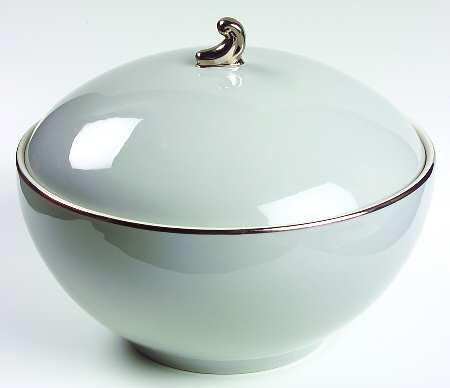 Miramar (Coupe) Round Covered Vegetable