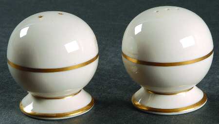 Montrose Salt & Pepper Set