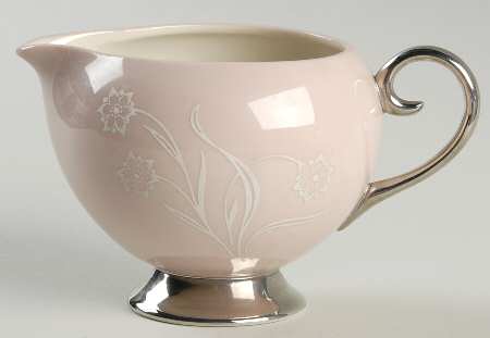 Reverie Rose Creamer