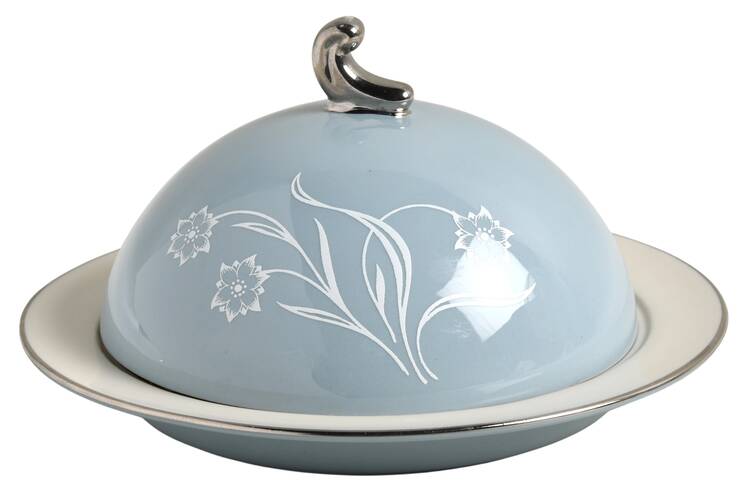 Reverie Strata Blue Round Covered Butter