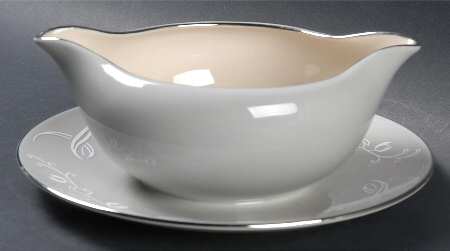 Snow Tulip Gray (Rim & Coupe) Gravy Boat with Attached Underplate