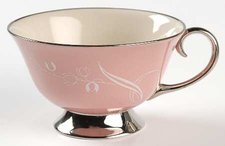 Snow Tulip Pink (Rim & Coupe) Footed Cup