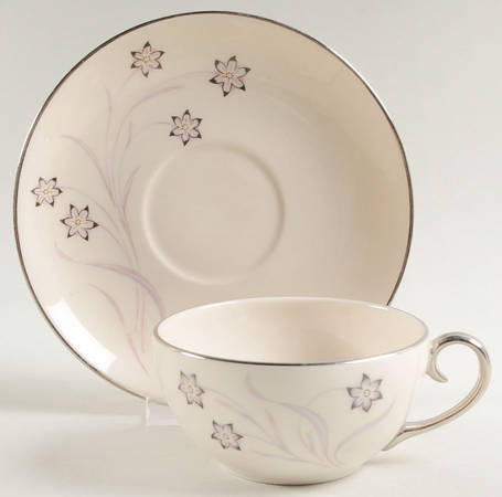 Starflower Flat Cup & Saucer Set