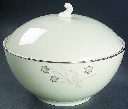 Starflower Round Covered Vegetable