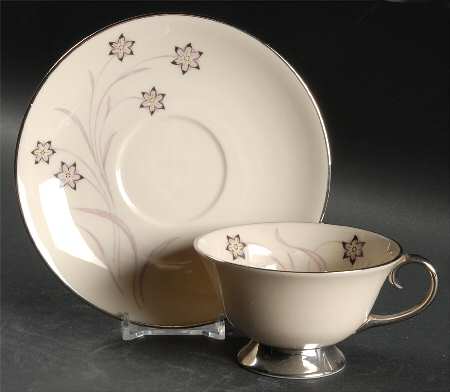 Starflower Footed Cup & Saucer Set