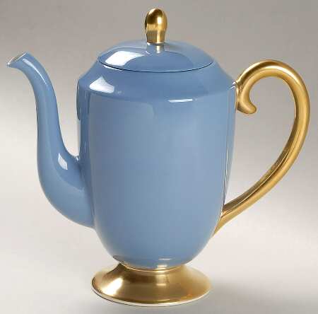 Sylvan-California Dutch Blue (Rim) Coffee Pot & Lid