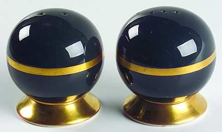 SYLVAN-CALIFORNIA BLACK (RIM) Salt & Pepper Set