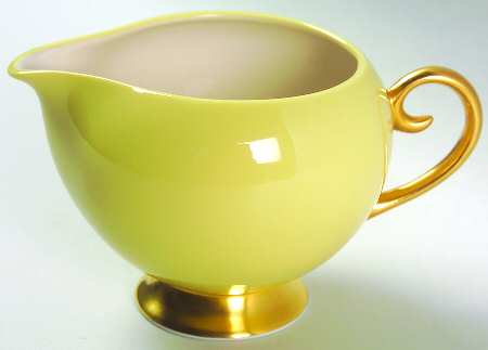 Sylvan-California-Yellow (Rim & Coupe) Creamer