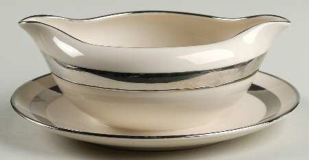 Theme (Wide Platinum, Rim & Coupe) Gravy Boat with Attached Underplate