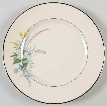 True Love No Color Band (Rim & Coupe) Salad Plate