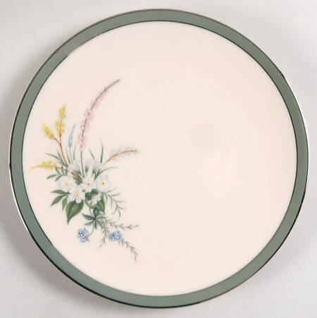 True Love Sage Green (Rim & Coupe) Coupe Salad Plate