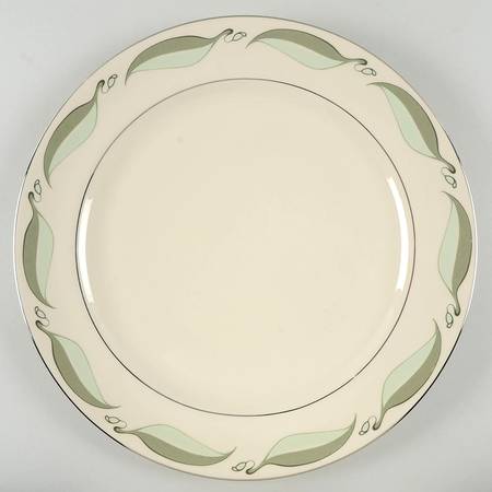 Valinda Leaf Light Green (Rim & Coupe) 14" Chop Plate (Round Platter)