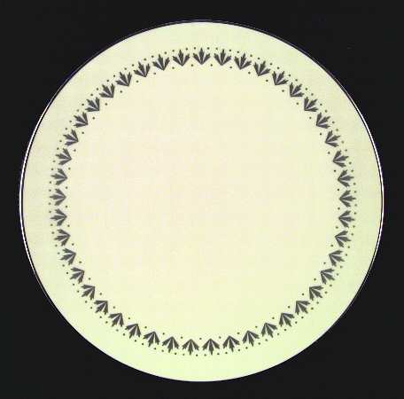 Versailles No Color Band (Rim & Coupe) Coupe Dinner Plate