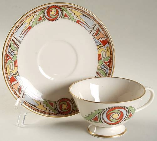 Whirlwind Footed Cup & Saucer Set