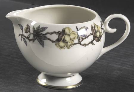 Woodrose No Color Band (Gold Trim, Rim) Creamer