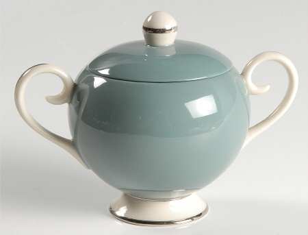 Woodsong Peacock (Rim & Coupe) Sugar Bowl & Lid