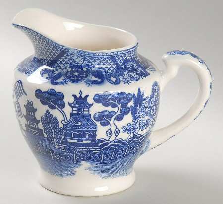 Blue Willow Creamer