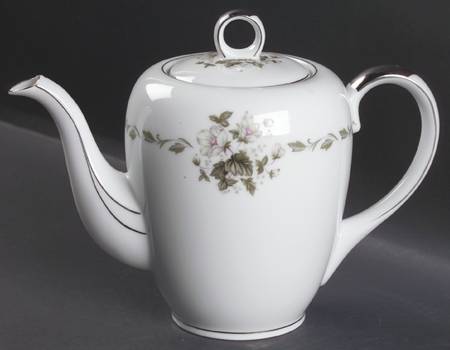 Irene Tea/Coffee Pot & Lid