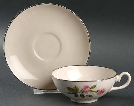 FLE2 Flat Cup & Saucer Set
