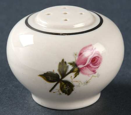FLE2 Pepper Shaker
