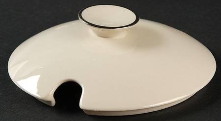 Queen's Lace Lid for Gravy Boat