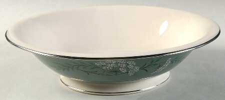 Queen's Lace Green 9" Round Vegetable Bowl