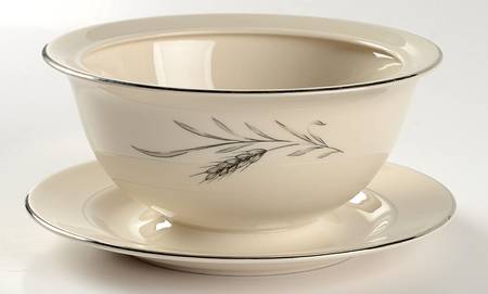 Whispering Wheat Gravy Boat with Attached Underplate